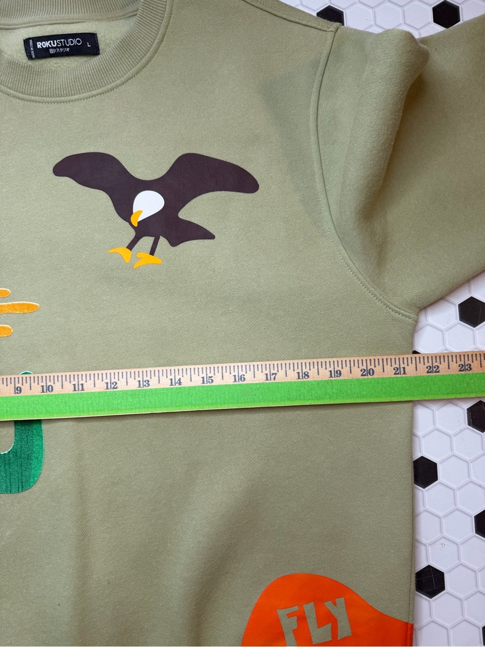 Roku Studio Desert Graphic Sweatshirt | Size Large - Picture 6 of 7